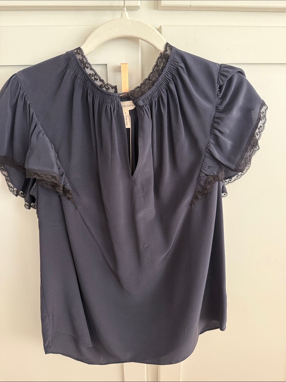 Women's NWT Rebecca Taylor Navy Lace-Trim Flutter Sleeve Top